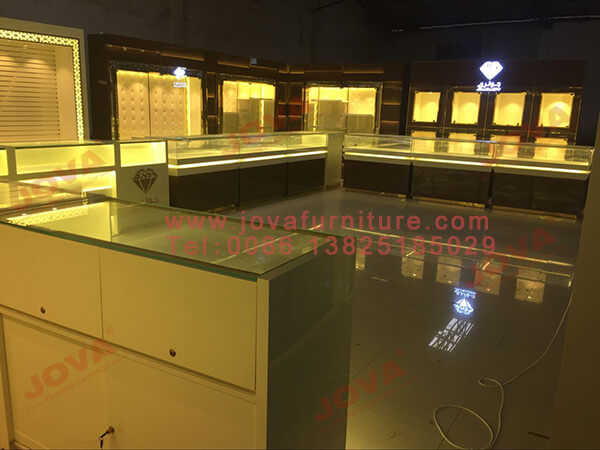 jewellery showroom display manufacturers