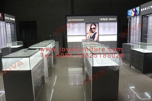 optical display showcases
