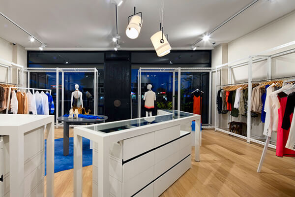 boutique clothing display ideas