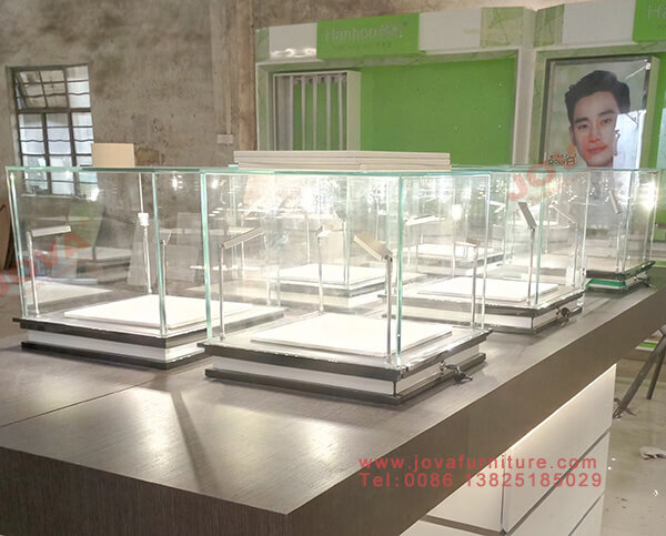 table top glass display case