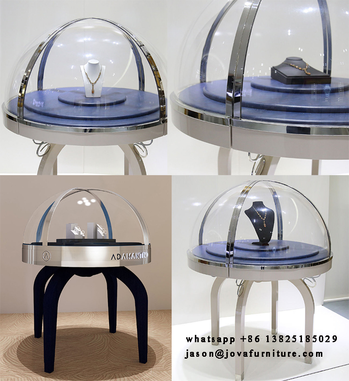 jewelry store showcases