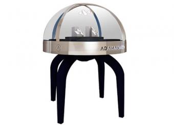 jewelry store showcases